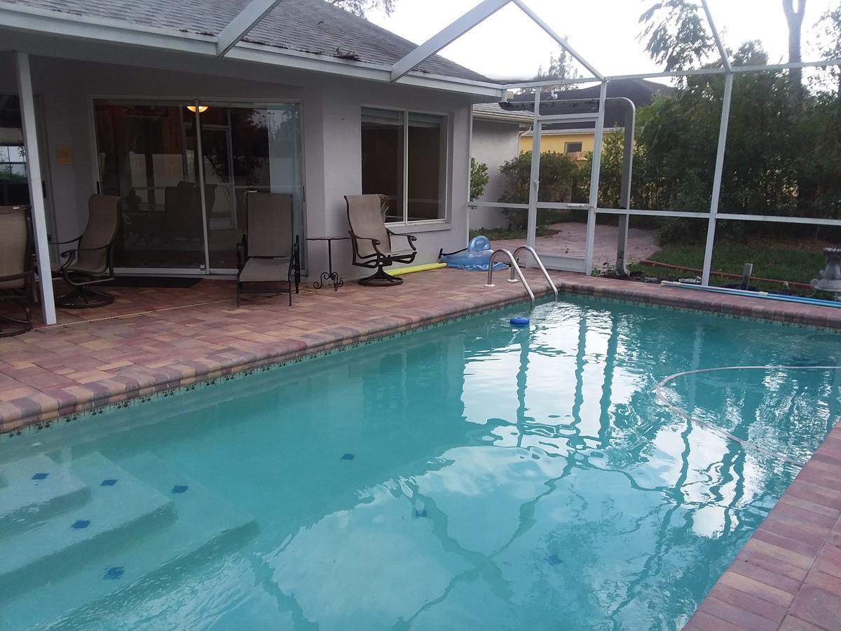Holiday home Modern Pool